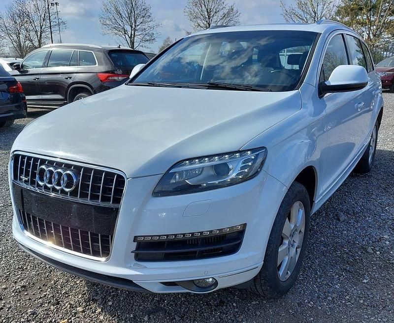 Weiß Gebraucht 2015 Audi Q7 SUV | 15.900 € (Superpreis) - Bild 1/4