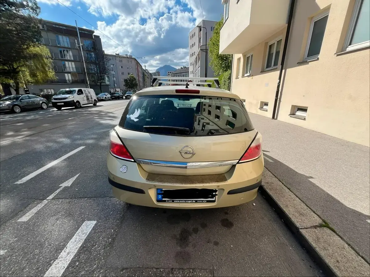 Occasion Opel Astra 105 ch (77 kW) 2004 Jaune Berline