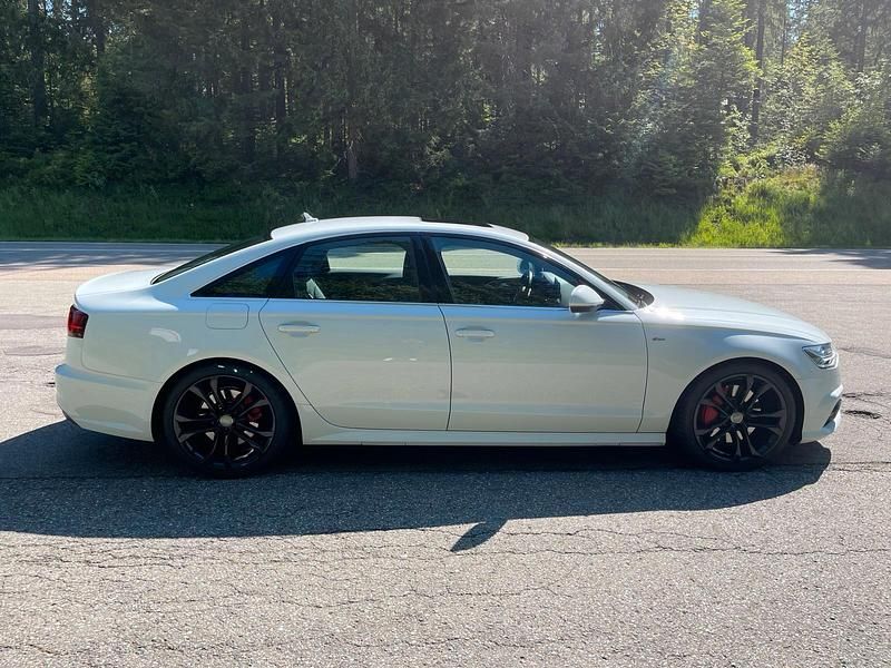 Gebraucht Audi A6 Comfort 320 PS (235 kW) 2018 Weiß Limousine