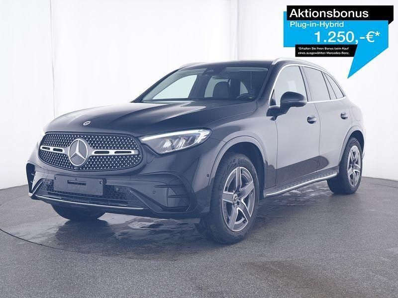 Schwarz Gebraucht 2024 Mercedes GLC300e AMG SUV | 61.790 € (Fairer Preis) - Bild 1/4