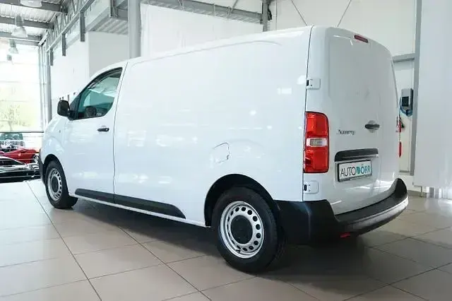 Gebraucht Citroën Jumpy 120 PS (88 kW) 2024 Weiß Van / Kleinbus