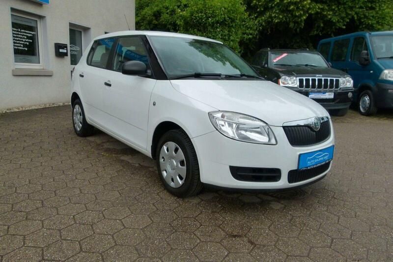 Gebraucht Skoda Fabia Classic 60 PS (44 kW) 2010 Weiß Kleinwagen