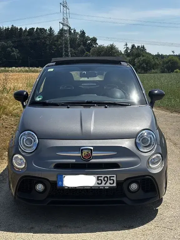 Gebraucht Abarth 595C Pista 160 PS (117 kW) 2018 Grau Cabrio