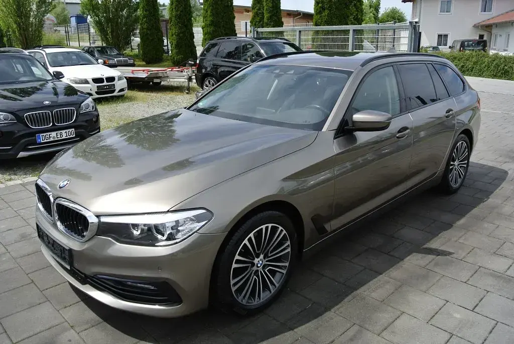 Gebraucht BMW 520 Sport Line 190 PS (139 kW) 2017 Limousine