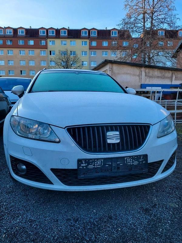 Gebraucht Seat Exeo Style 143 PS (105 kW) 2010 Weiß Kombi