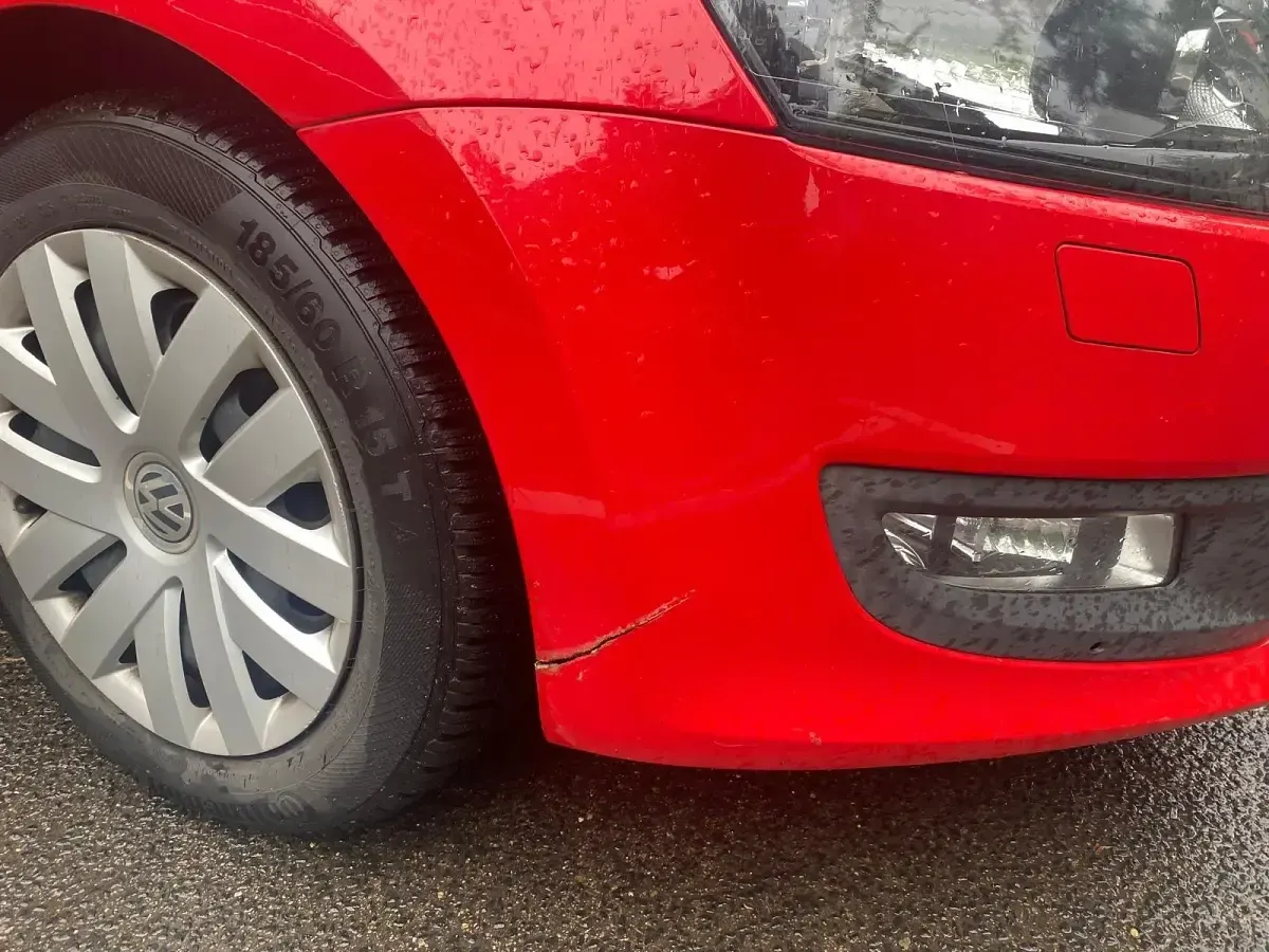 Gebraucht VW Polo 90 PS (66 kW) 2011 Rot Kleinwagen