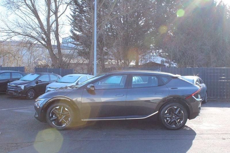 Neu Kia EV6 Earth 167 kW (228 PS) 2026 Grau SUV