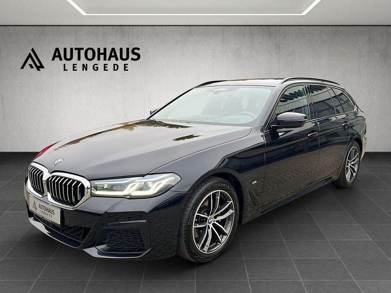 Schwarz Gebraucht 2020 BMW 520 M Sport Limousine | 24.900 € (Guter Preis) - Bild 1/4