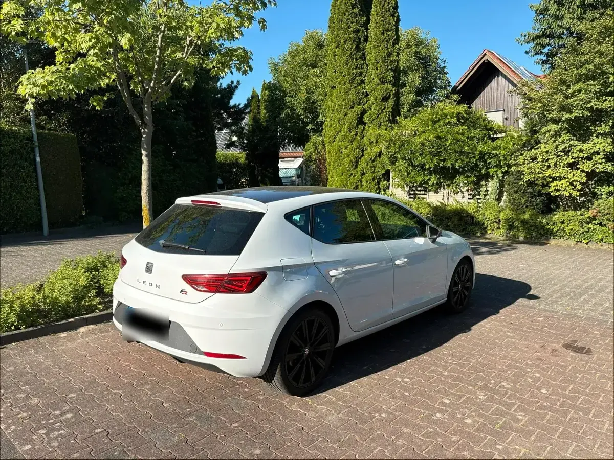 Gebraucht Seat Leon FR 150 PS (110 kW) 2018 Weiß Limousine