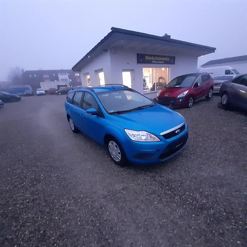 Gebraucht Ford Focus 109 PS (80 kW) 2010 Blau Kombi