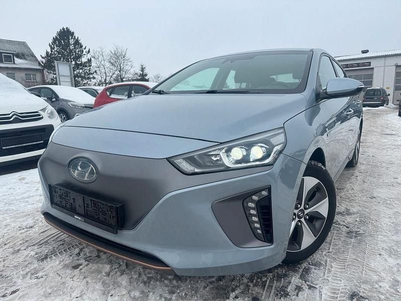 Gebraucht Hyundai Ioniq Style 88 kW (120 PS) 2019 Silber Kleinwagen