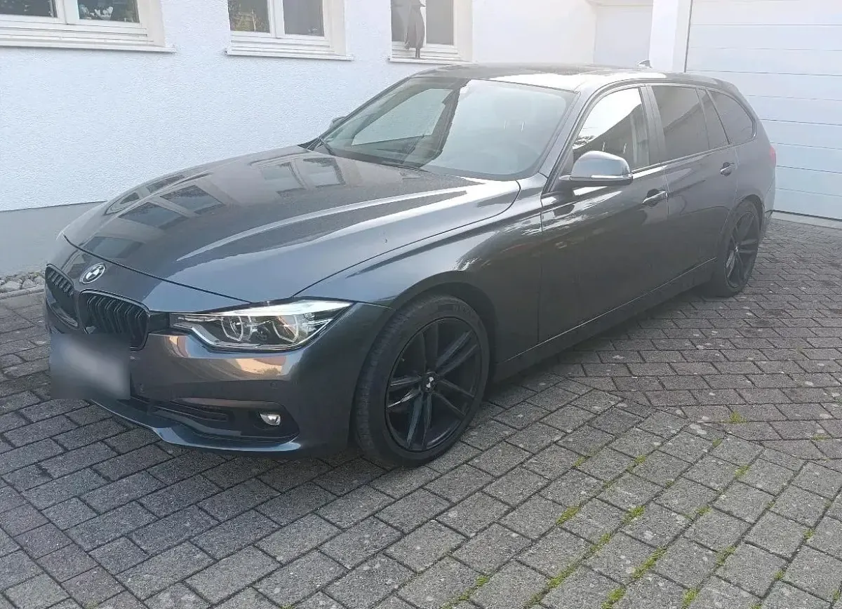 Gebraucht BMW 318 M Sport 150 PS (110 kW) 2015 Grau Kombi