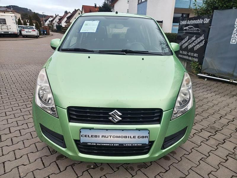 Gebraucht Suzuki Splash 65 PS (47 kW) 2009 Grün Kleinwagen