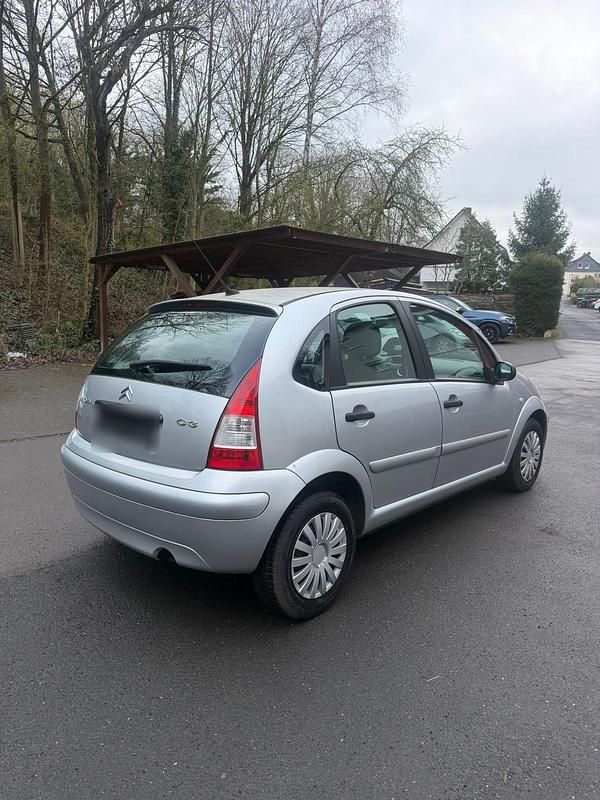 Gebraucht Citroën C3 60 PS (44 kW) 2007 Silber Kleinwagen
