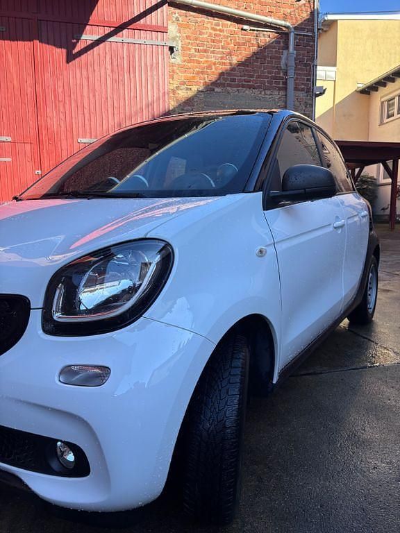 Second-hand Smart ForFour 71 CP (52 kW) 2018 Alb Hatchback