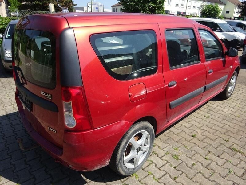 Gebraucht Dacia Logan MCV 68 PS (50 kW) 2010 Rot Kombi