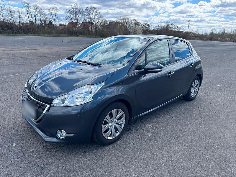 Gebraucht Peugeot 208 92 PS (67 kW) 2013 Grau Kleinwagen