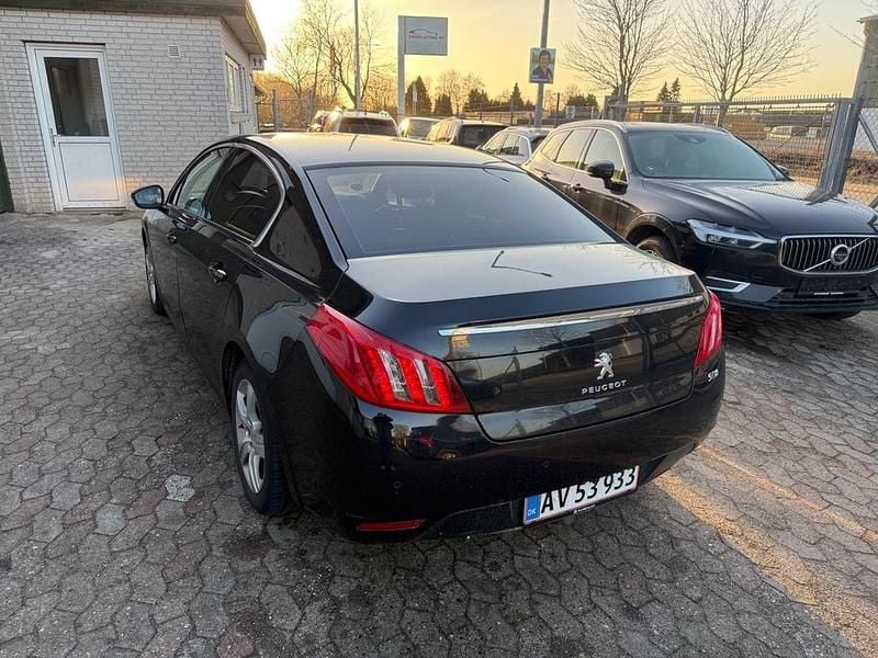 Gebraucht Peugeot 508 Active 111 PS (81 kW) 2012 Schwarz Limousine