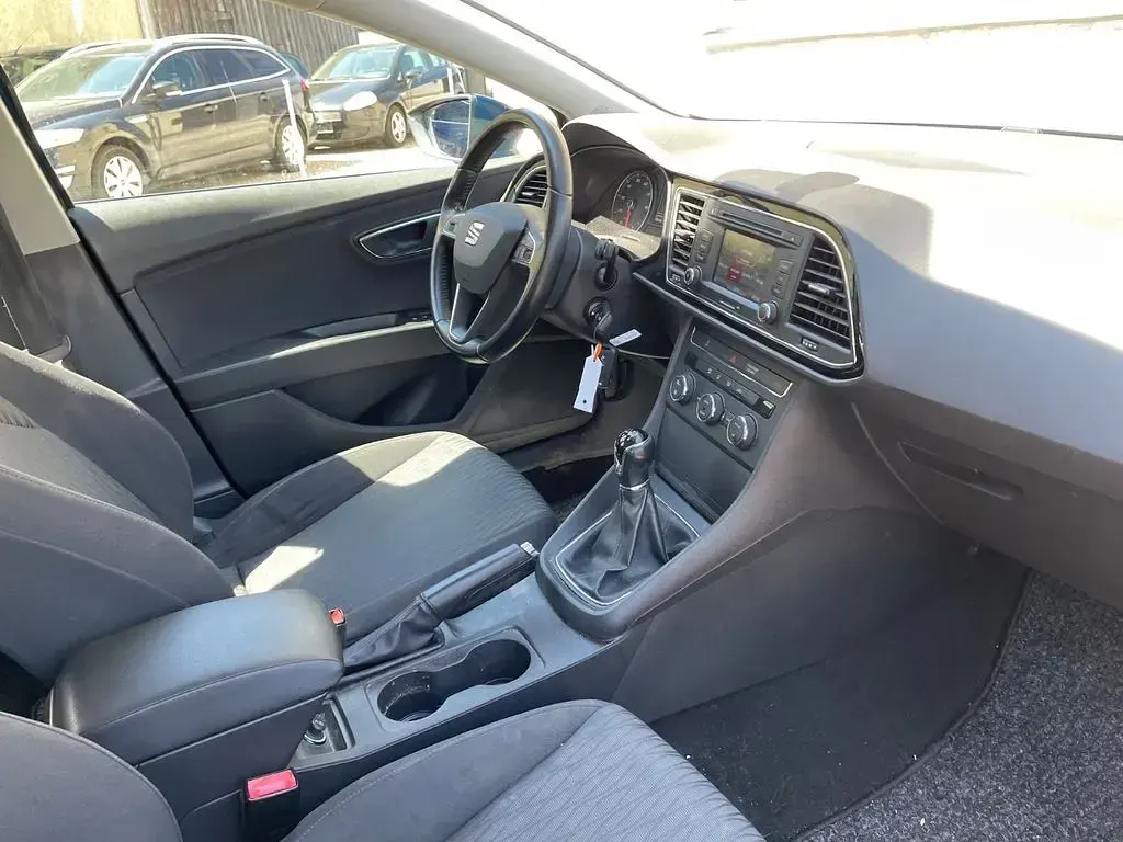 Gebraucht Seat Leon 110 PS (80 kW) 2015 Blau Limousine