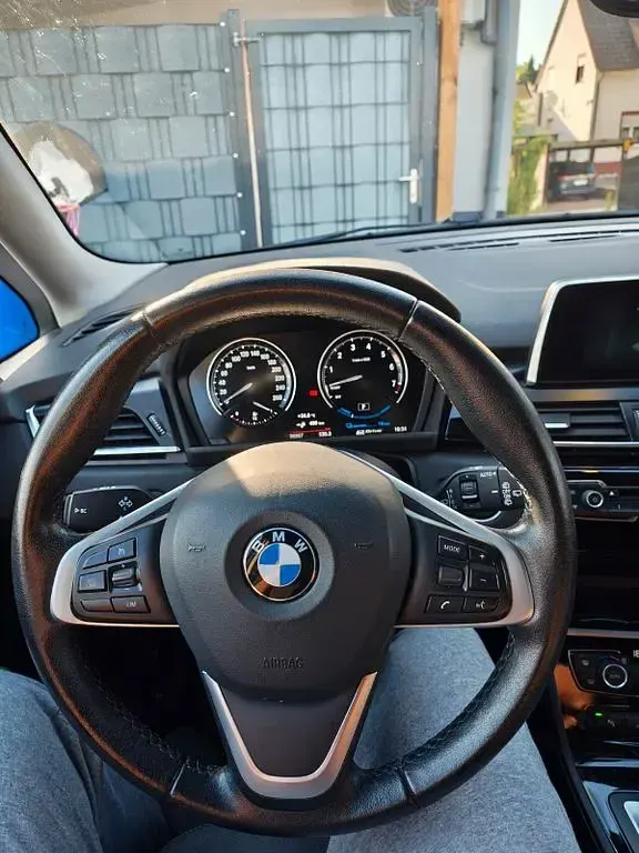 Gebraucht BMW 225 Active Tourer iPerformance 181 PS (133 kW) 2021 Schwarz Van / Kleinbus