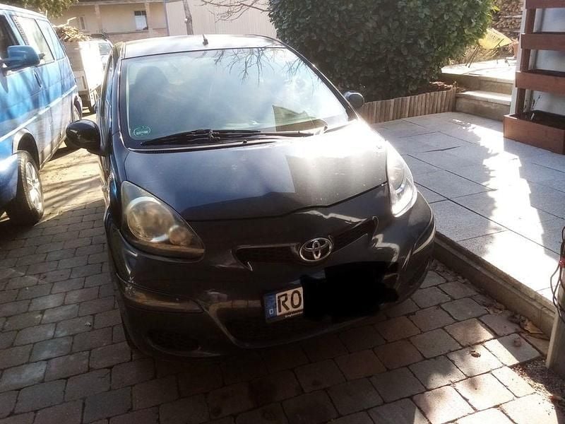 Gebraucht Toyota Aygo 68 PS (50 kW) 2006 Schwarz Kleinwagen