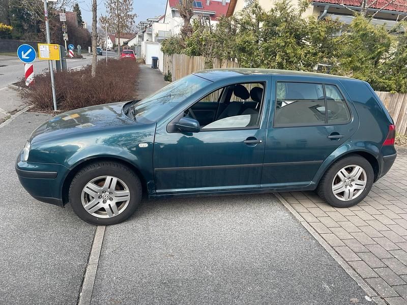Gebraucht VW Golf IV 75 PS (55 kW) 2002 Grün Kleinwagen