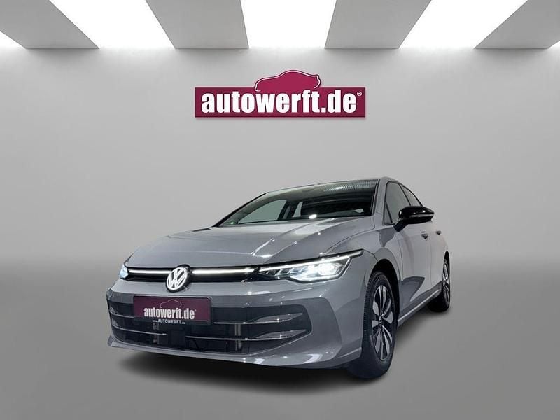 Gebraucht VW Golf VIII Goal 150 PS (110 kW) 2025 Grau Limousine