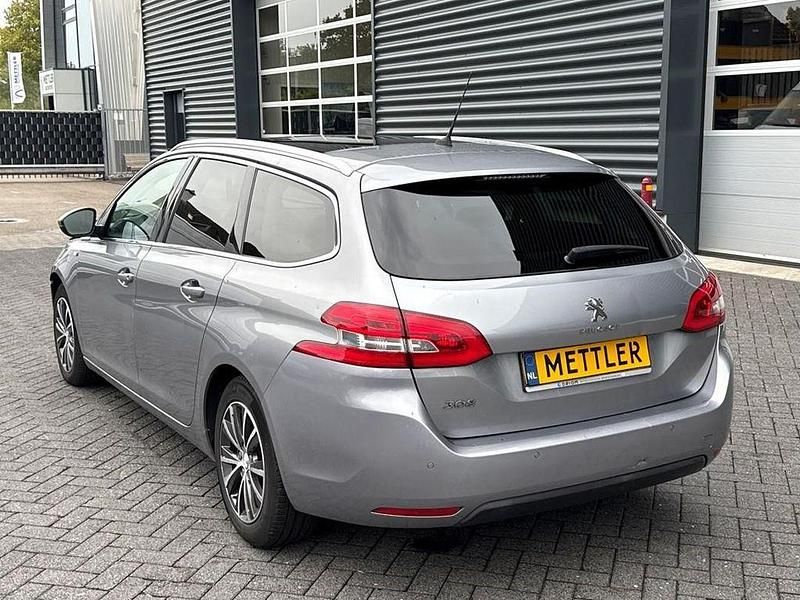 Gebraucht Peugeot 308 Style 131 PS (96 kW) 2016 Grau Kombi
