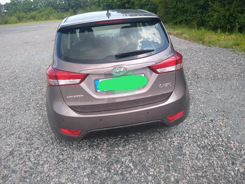 Gebraucht 2012 Hyundai ix20 Van / Kleinbus | 4.800 € (Guter Preis) - Bild 1/4