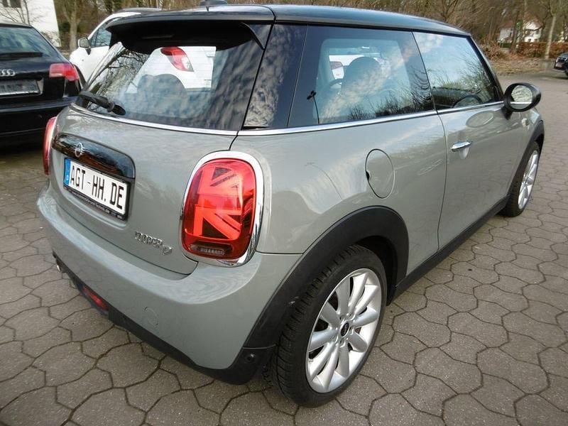Gebraucht Mini Cooper D 116 PS (85 kW) 2018 Grau Kleinwagen