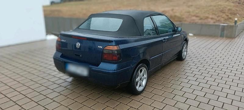 Gebraucht VW Golf Cabriolet 90 PS (66 kW) 2001 Blau Cabrio