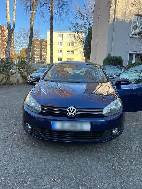 Second-hand VW Golf VII 105 CP (77 kW) 2012 Albastru Hatchback