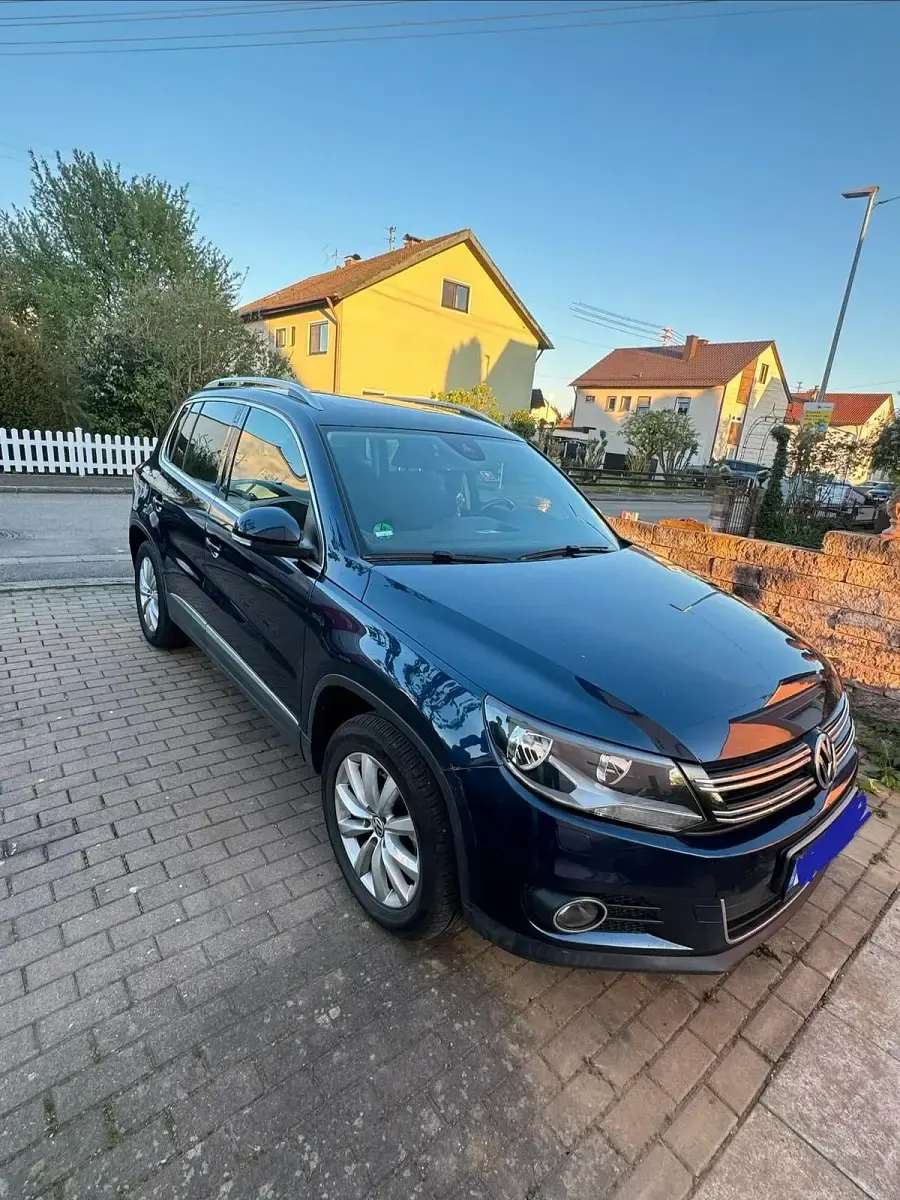 Gebraucht VW Tiguan 140 PS (102 kW) 2012 Blau SUV