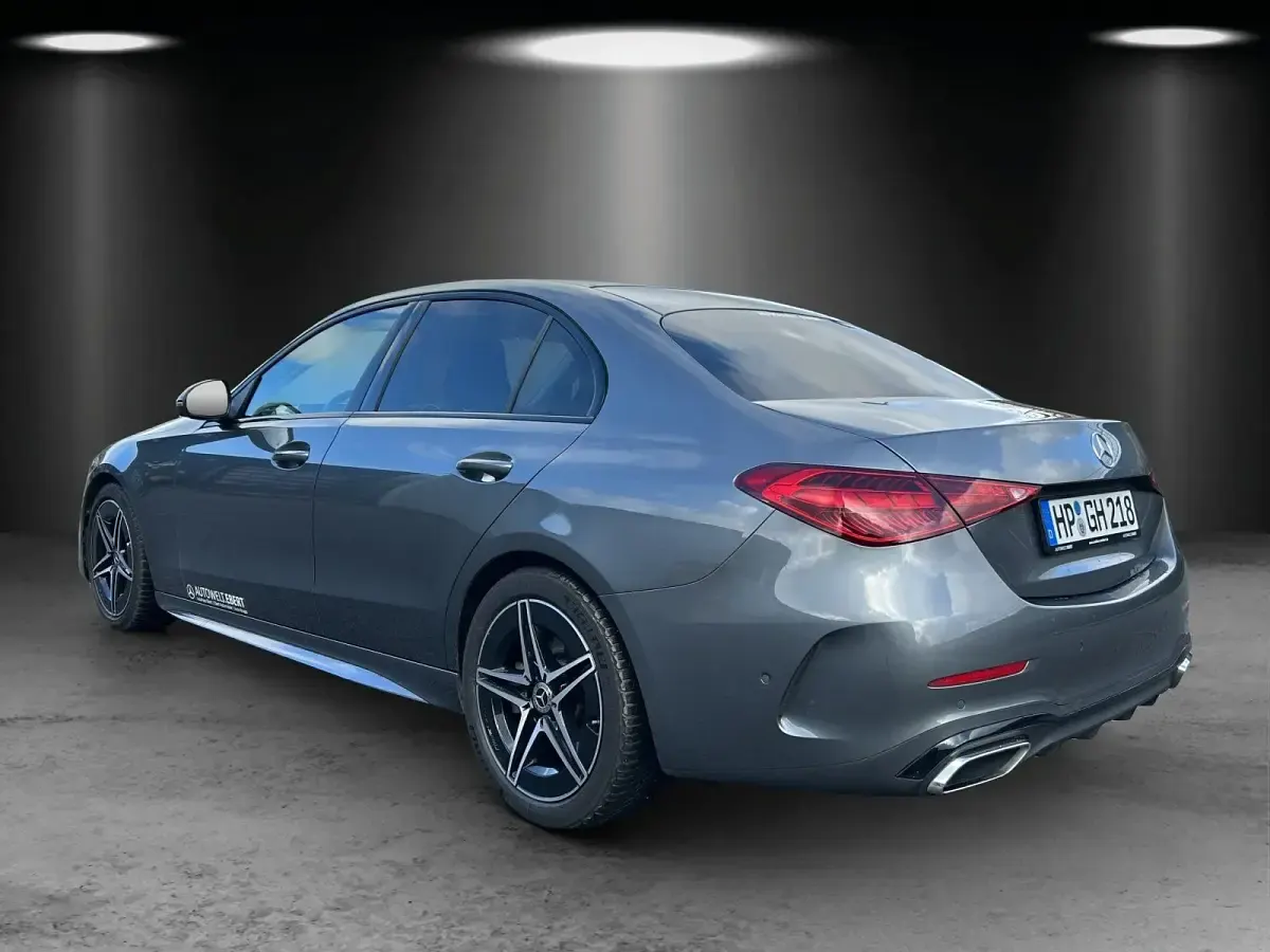 Gebraucht Mercedes C200 AMG 204 PS (150 kW) 2025 Lack selenitgrau