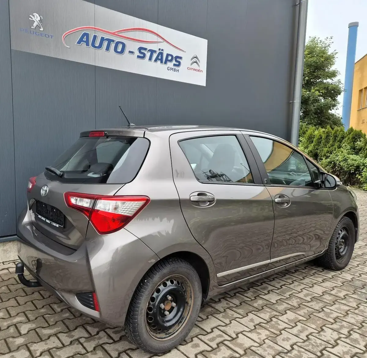 Gebraucht Toyota Yaris Team 111 PS (81 kW) 2018 Grau Kleinwagen