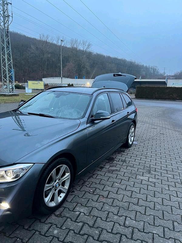 Gebraucht BMW 316 116 PS (85 kW) 2014 Schwarz Kombi