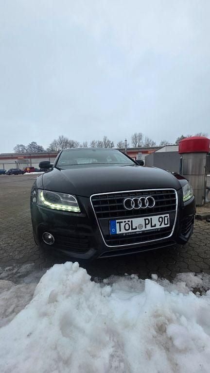Schwarz Gebraucht 2010 Audi A5 Sportback Basis Kleinwagen | 6.899 € - Bild 1/4