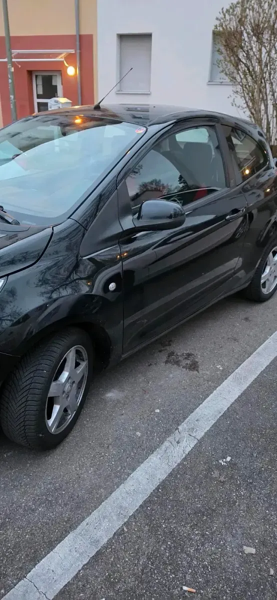 Gebraucht Ford Ka 69 PS (50 kW) 2009 Schwarz Kleinwagen