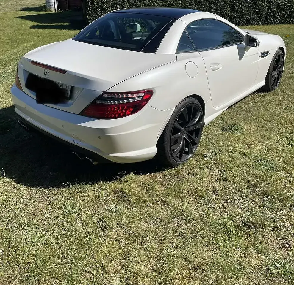 Gebraucht Mercedes SLK200 184 PS (135 kW) 2011 Weiß Cabrio
