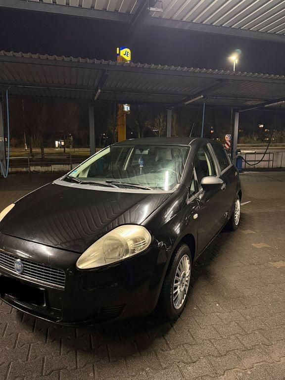 Gebraucht Fiat Grande Punto 77 PS (56 kW) 2006 Schwarz Kleinwagen