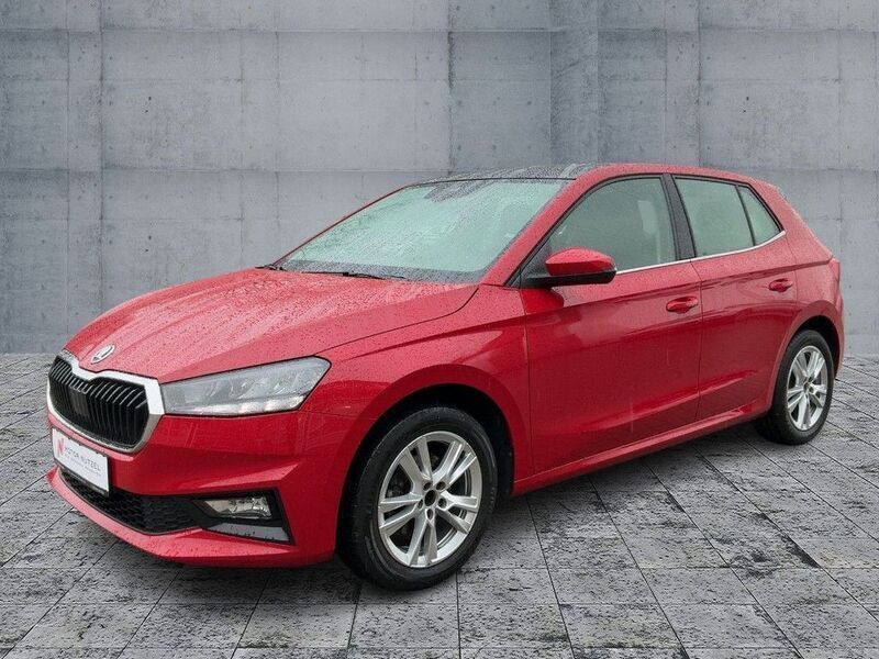 Gebraucht Skoda Fabia Style 110 PS (80 kW) 2021 Velvetrot metallic Kleinwagen