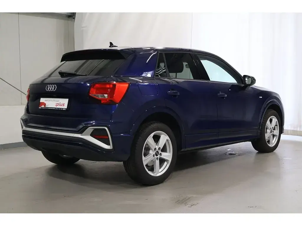 Gebraucht Audi Q2 S-Line 150 PS (110 kW) 2023 Blau SUV