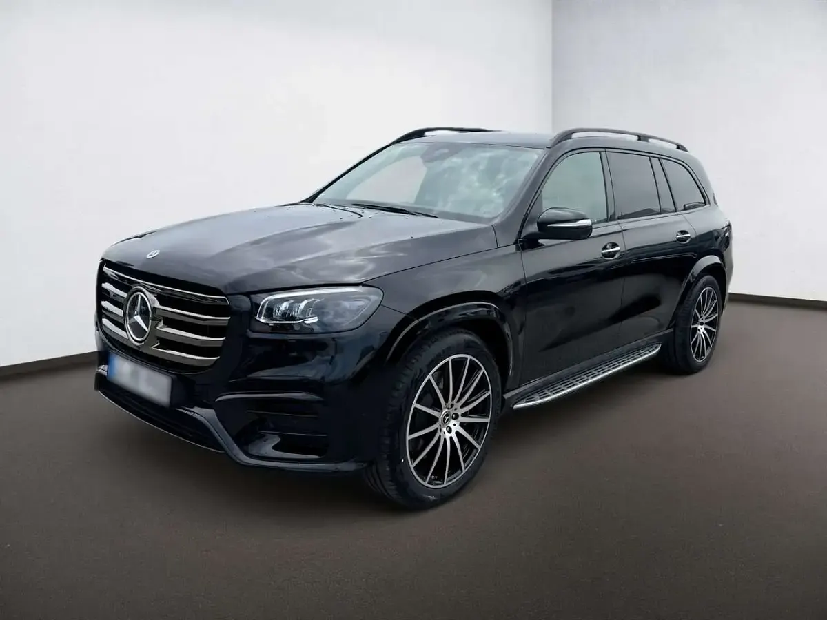 Gebraucht Mercedes GLS450 AMG 367 PS (269 kW) 2026 Obsidianschwarz SUV