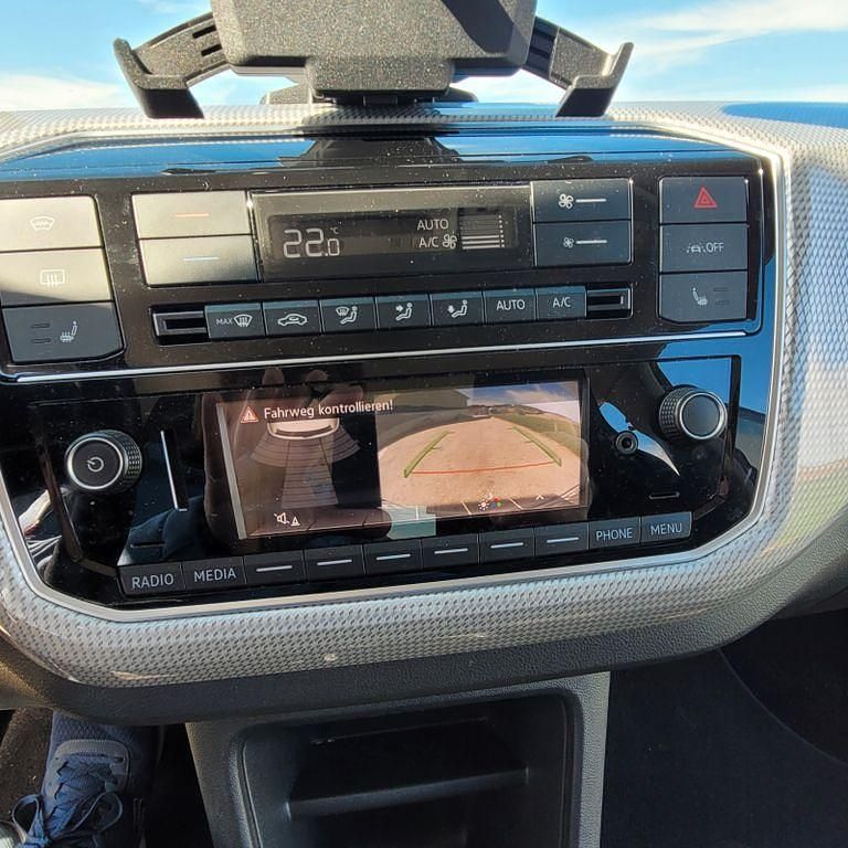 Gebraucht VW e-up! Edition 61 kW (83 PS) 2023 Weiß Kleinwagen