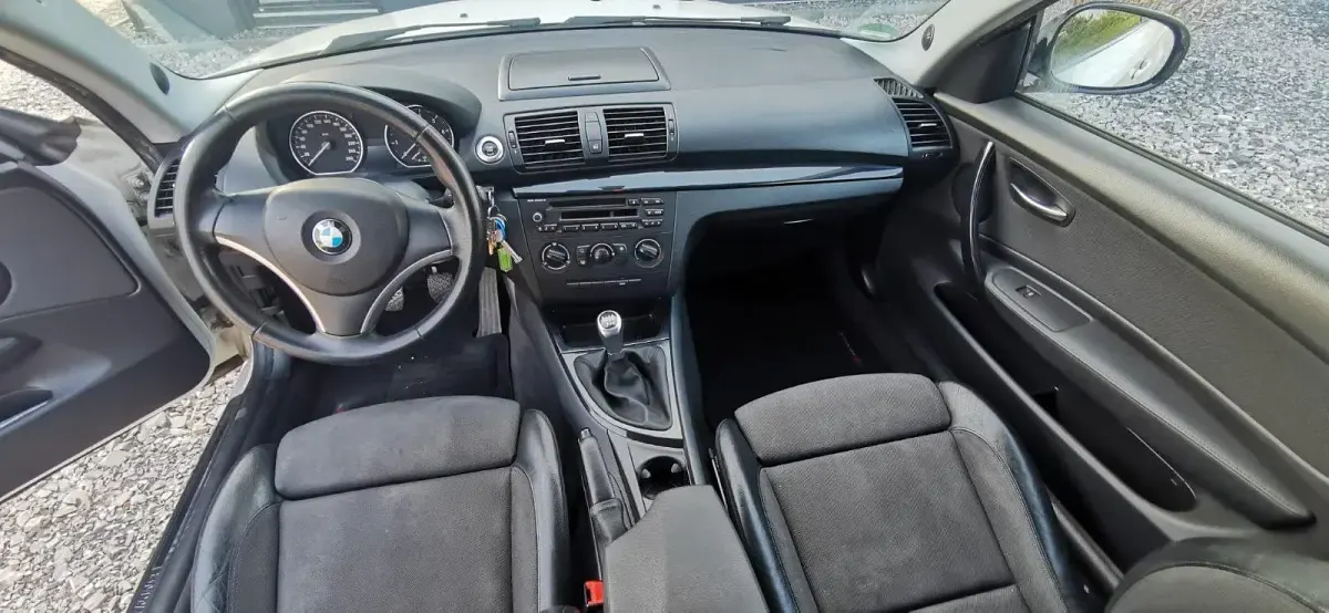 Gebraucht BMW 120 Coupé 170 PS (125 kW) 2010 Weiß Coupé