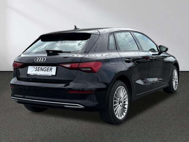 Gebraucht Audi A3 Sportback e-tron Advanced 204 PS (150 kW) 2021 Brillantschwarz Kleinwagen