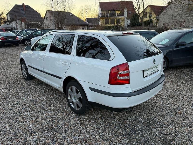 Gebraucht Skoda Octavia Elegance 150 PS (110 kW) 2006 Weiß Kombi