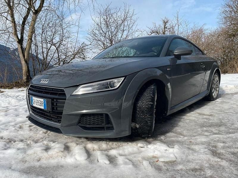 Gebraucht Audi TT S-Line 184 PS (135 kW) 2015 Grau Coupé