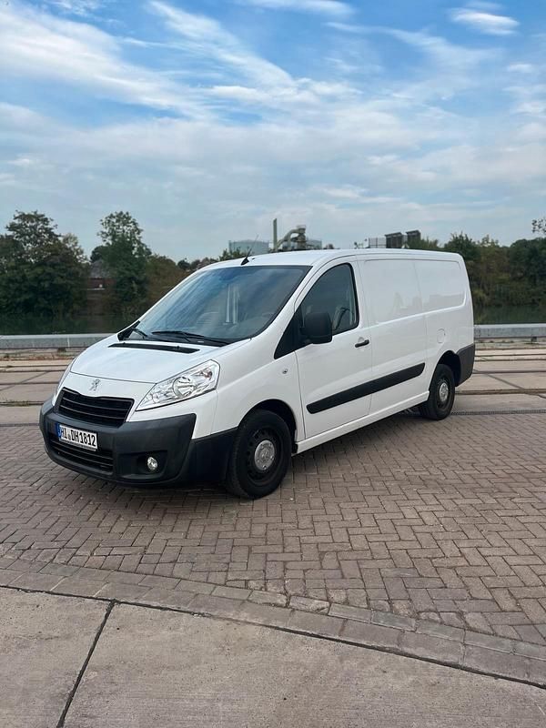 Weiß Gebraucht 2016 Peugeot Expert Van | 9.600 € (Guter Preis) - Bild 1/4