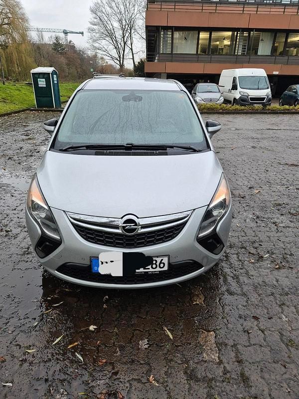 Silber Gebraucht 2012 Opel Zafira Van / Kleinbus | 4.200 € (Superpreis) - Bild 1/4